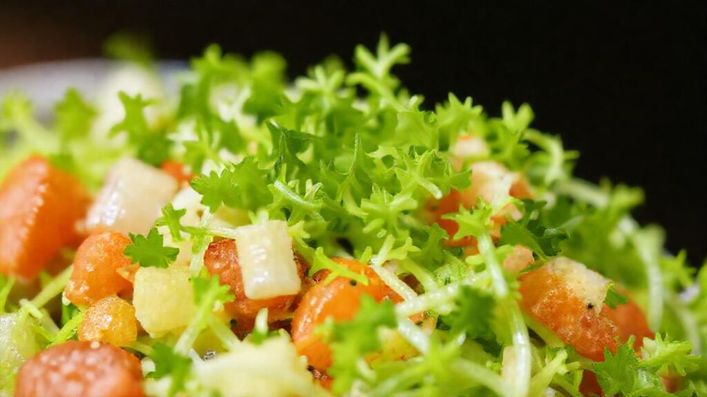 Alfalfa verde fresca es saludable