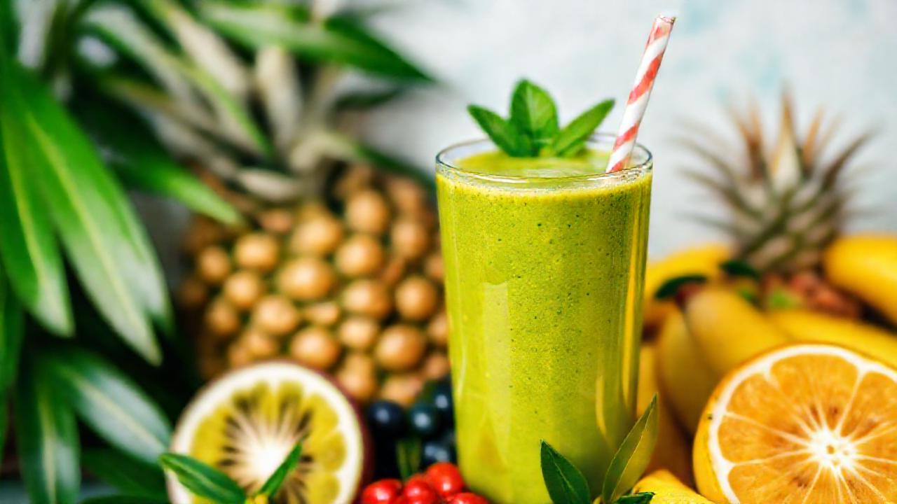 Un batido tropical ofrece energía natural